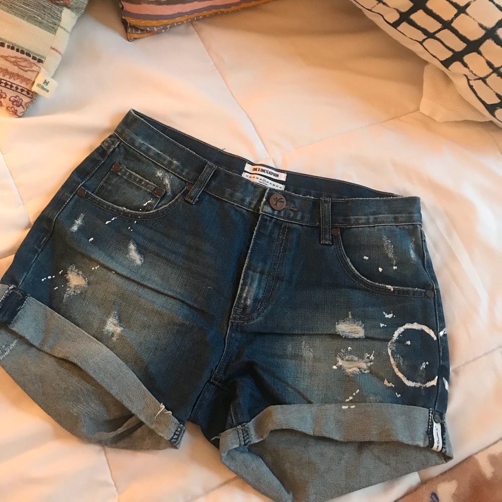 ONE TEASPOON CHARGER SHORTS